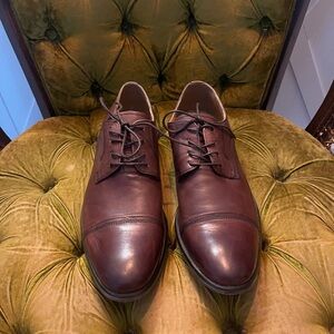 Elegant Brown Leather Men's Oxfords
